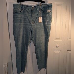 PLUS Good American Always Fits 28-32 NWT